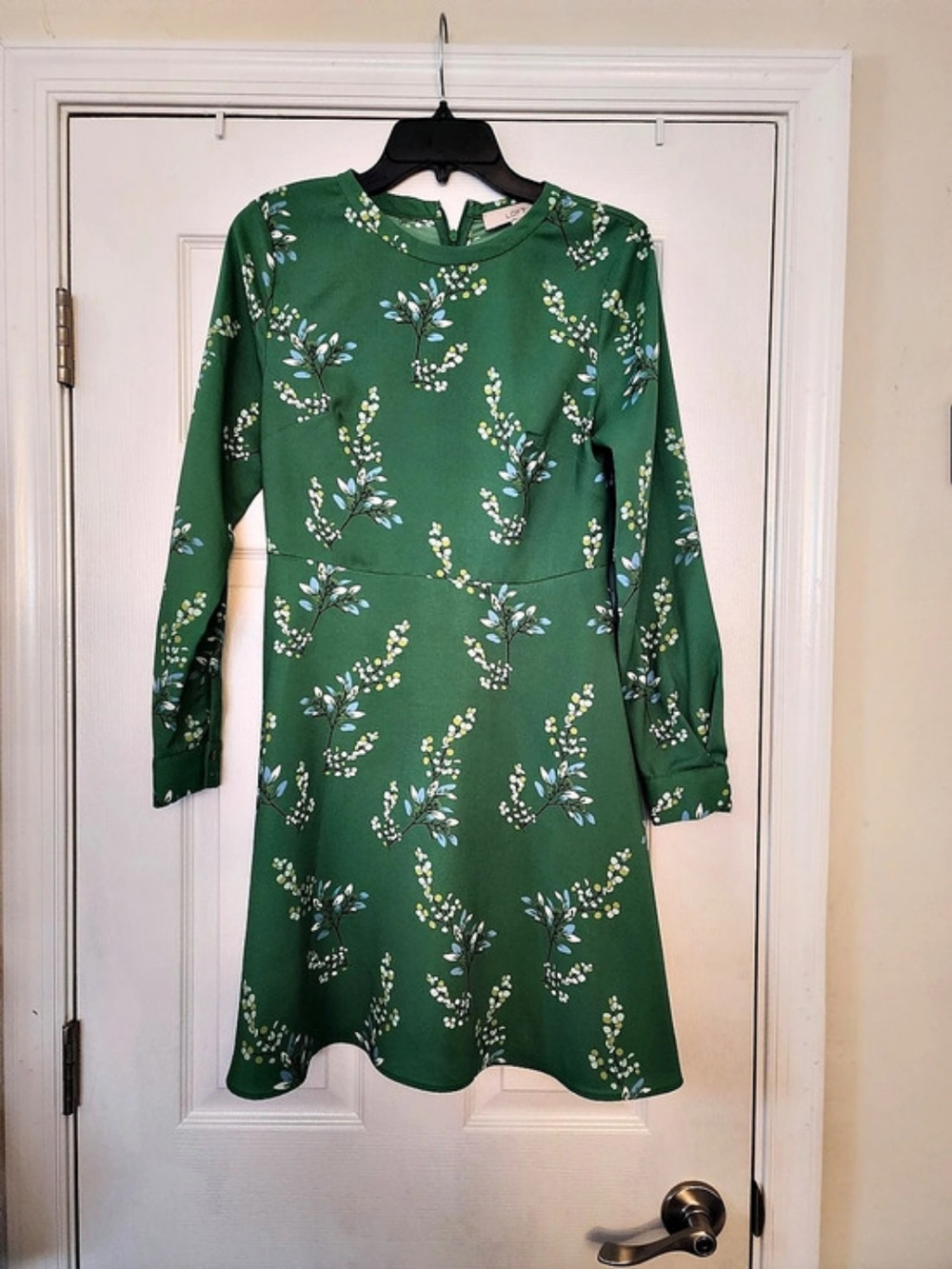LOFT Floral Mini Dress in Green Size 2 Like New